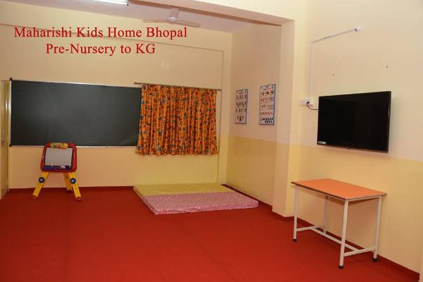 Maharishi Kids Home Audio Visual Room